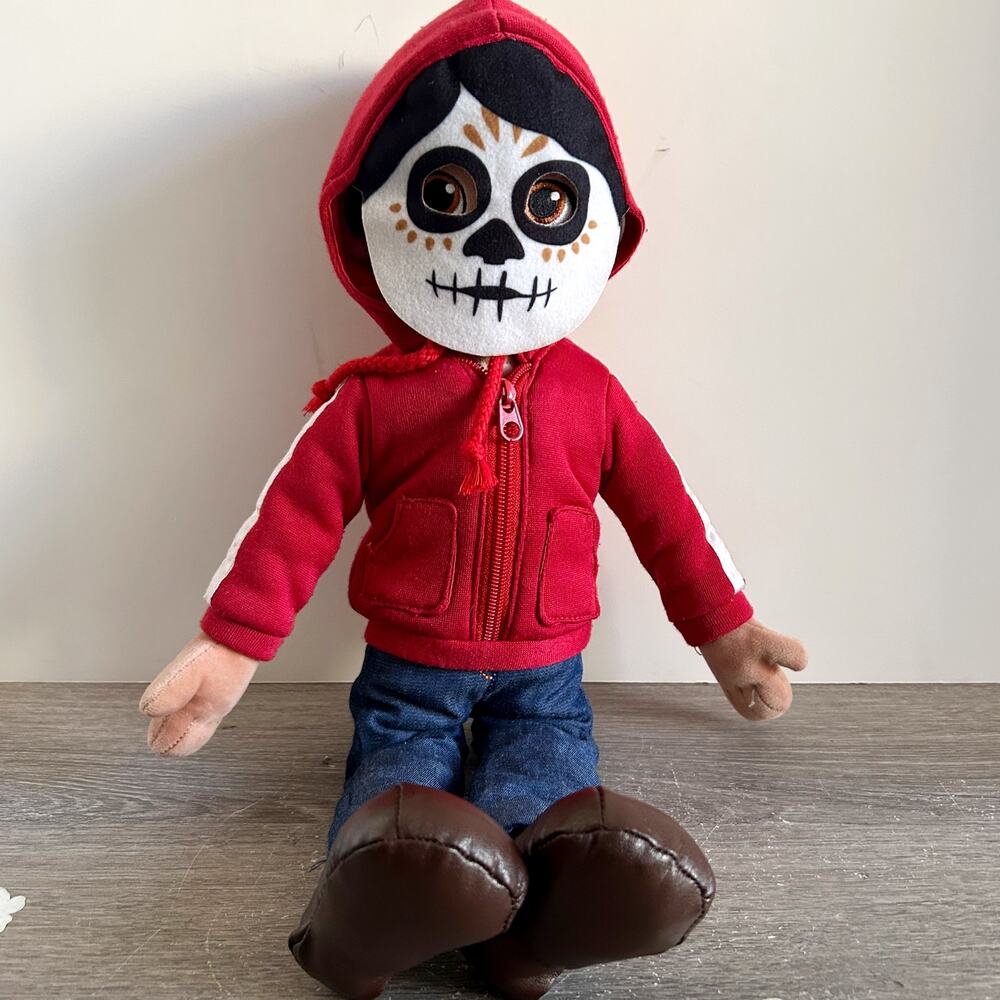 Disney Pixar COCO Miguel Rivera Día de Muertos Day of the Dead Plush 19” EUC